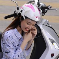 Mũ Bảo Hiểm Quà Tặng Mỹ Phẩm Love Beauty